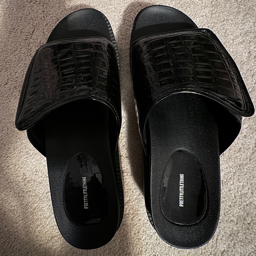 Pretty Little Thing Platform Black Sandals